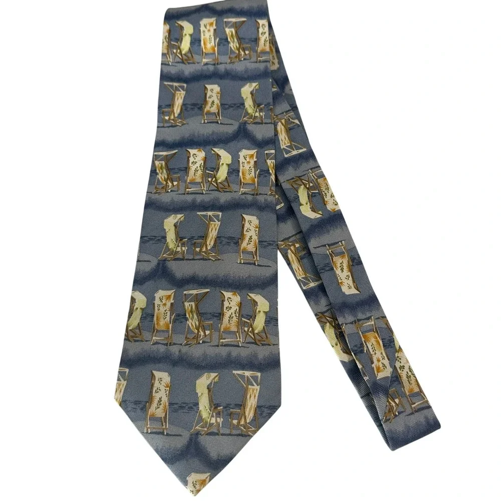 Tommy Bahama Mens Blue Beach Chair Silk Necktie Tropical Coastal Hand Made Tie